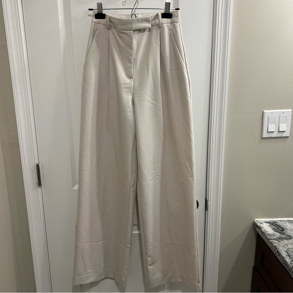 Zara Cream High Waisted Pleated Trouser